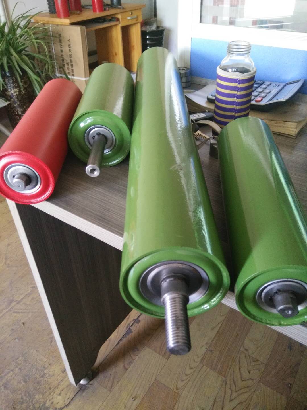 靜電噴塑托輥
